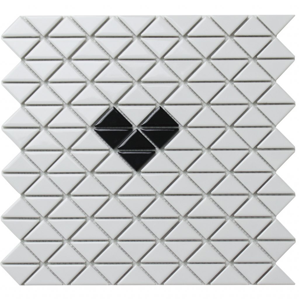 1'' Single Heart Pattern Glossy Porcelain Triangle Tile Mosaic Retail