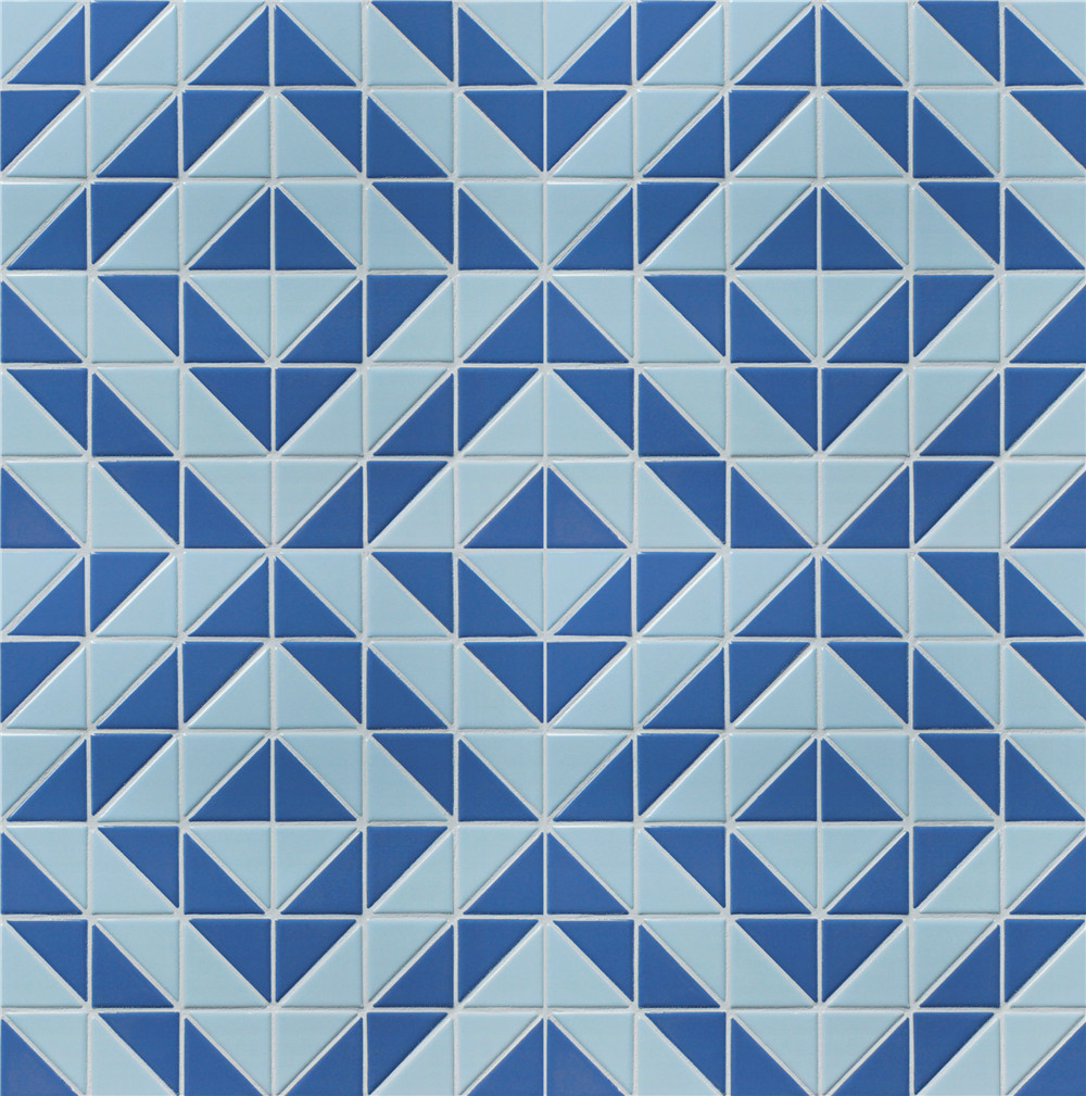 Santorini Women's Triangle Costume with Tile Pattern