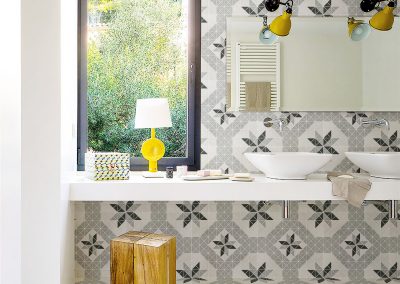 TR2-CH-TBL1 wall mosaic art for bathroom design