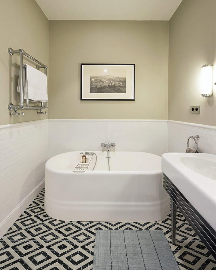 Bathroom floor decor with square geometric pattern triangle tiles