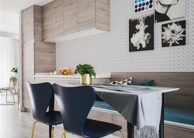 T1-CSS-PC_white triangle tiled wall for modern kitchen