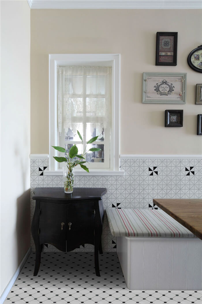 Delicate space by using windmill pattern tile in small area with big effect