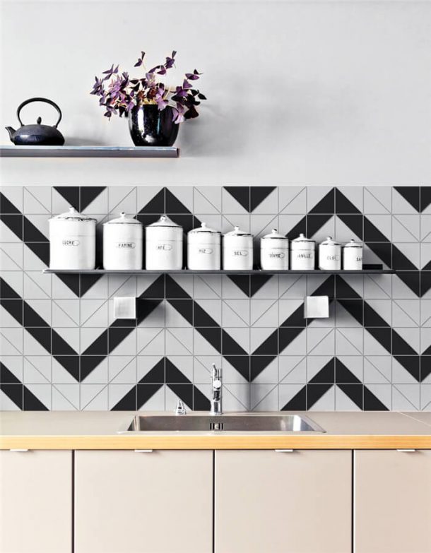 4” black and white zig zag tiles backsplash decor T4MBRL ANT TILE