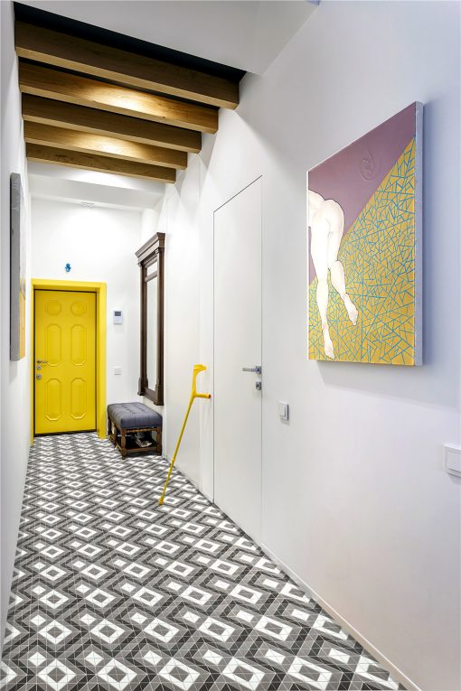 T2-CSD-GW_full body geometric tiles interior floor